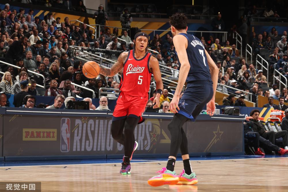 前锋之一 前锋之一