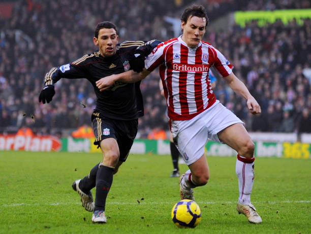 表现引起了 表现引起了